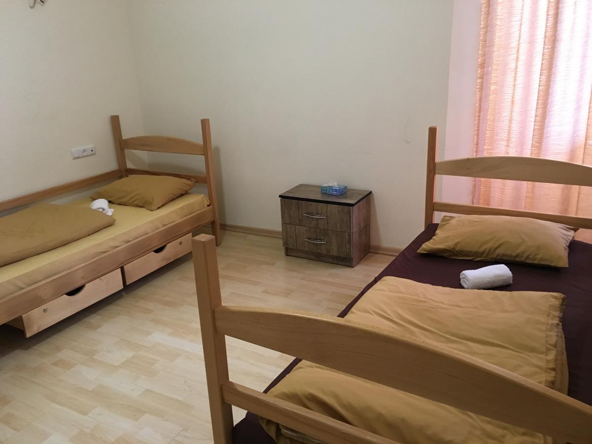 Classy And Cozy Hostel Erevan Exterior foto